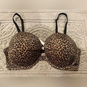 Victoria Secret Push Up Bra LIKE NEW